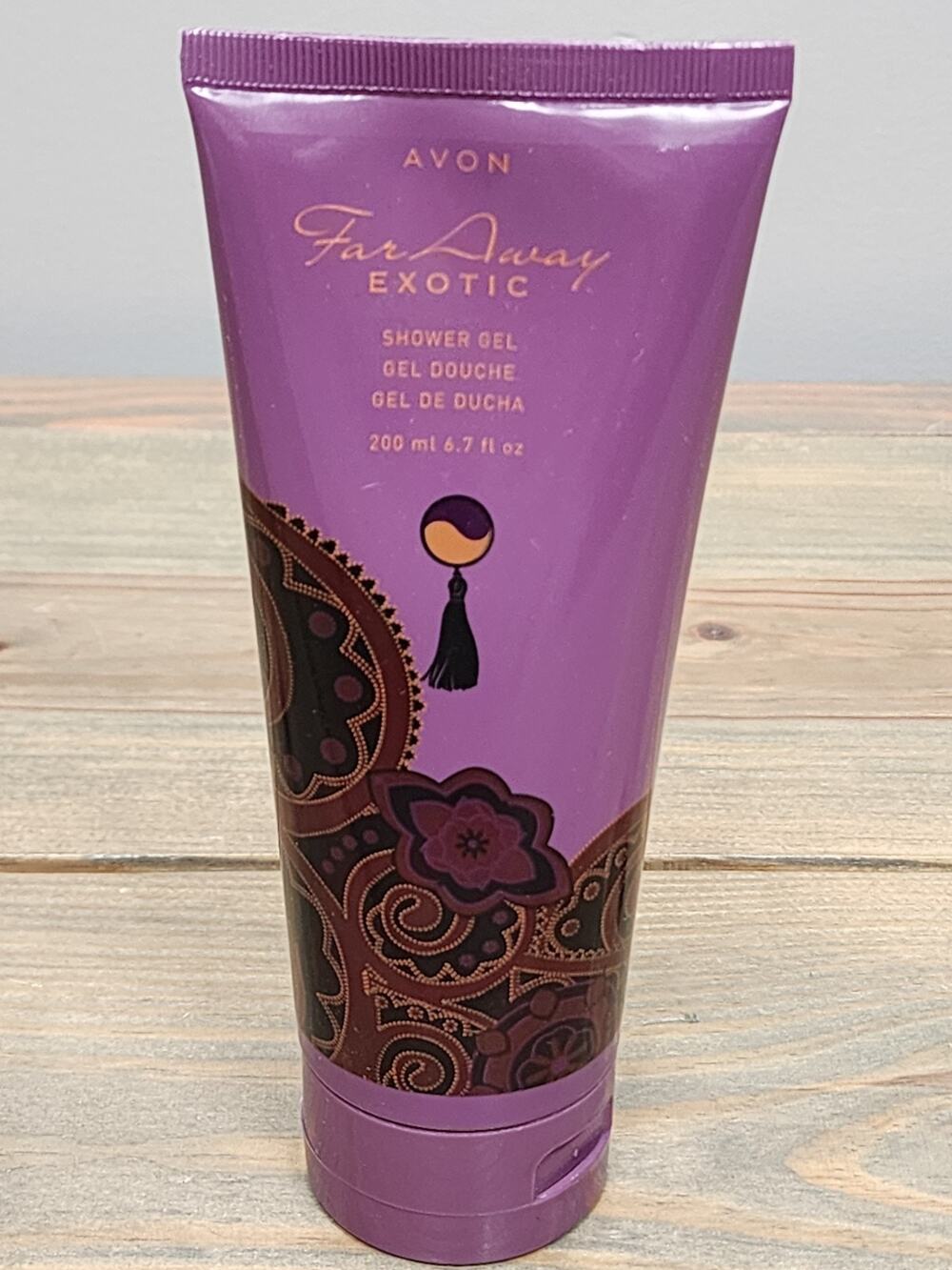 NEW Avon FAR AWAY EXOTIC Shower Gel Chai Spice Saffron Rose Ambered Musk 6.7oz